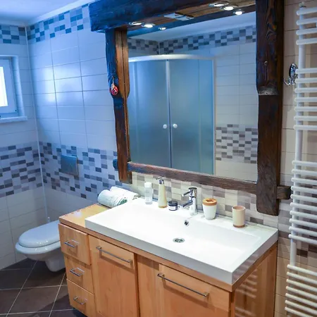 Planinska Kuca Ema Domek alpejski *